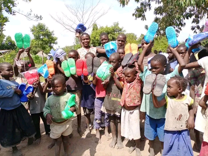 Children and elderly together